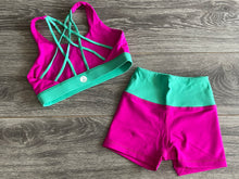 Load image into Gallery viewer, Horizon Flare Top