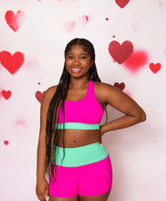 Load image into Gallery viewer, Horizon Flare Set - Top &amp; Shorts
